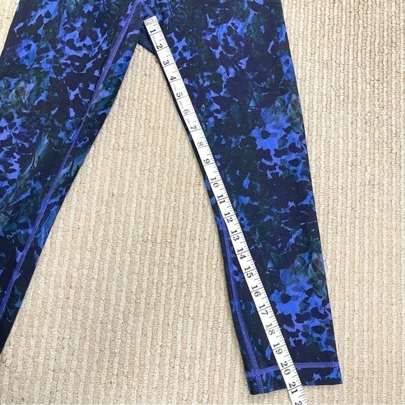 Lululemon Wunder Under Crop II‎ Full-On Luon Iris Floral Legging Size 4 Women - Picture 11 of 11